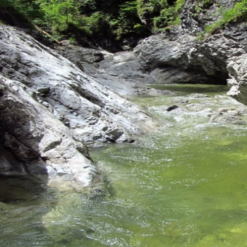 MOUNTAIN RIVER