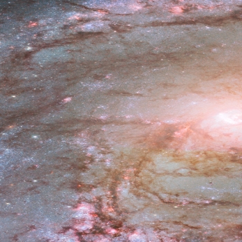 heic1403a - Barred Spiral Galaxy - Messier83