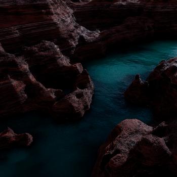 Uncanny Canyon [Night]