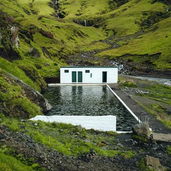 Iceland Mountains River Swimming pool Meadow