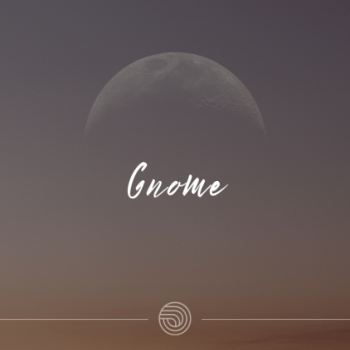 Gnome - Moon over desert sand