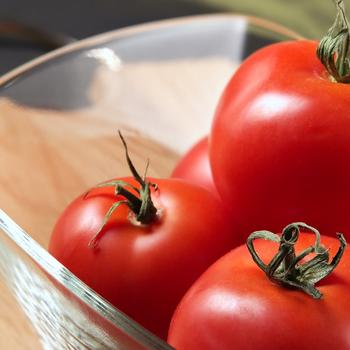 tomato glass-Food HD Wallpaper