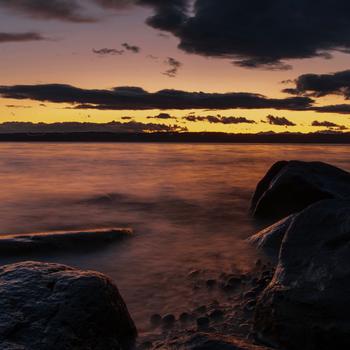 Shore Full HD