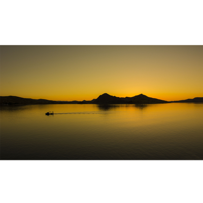 Sunset lake - 4k - KDE Store