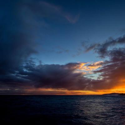 Sky clouds light sea - KDE Store