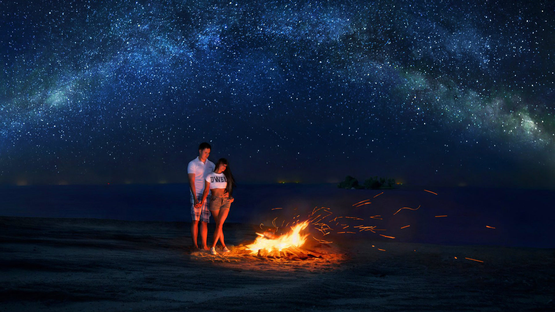 Romantic Couples Night Fire Star Sky Wallpaper Hd Romantic Couples Night Fire Star Sky Wallpaper Hd